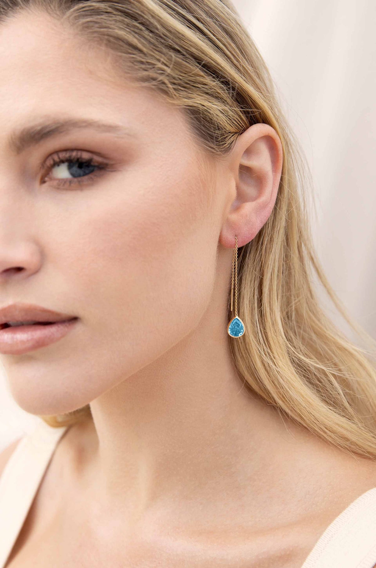 Barely There Chain and Crystal Dangle Earrings | Beach Bunny Swimwear
